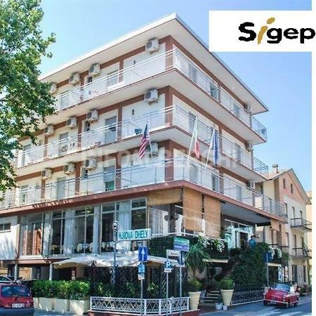 Hotel Nova Dhely Rimini Dış mekan fotoğraf